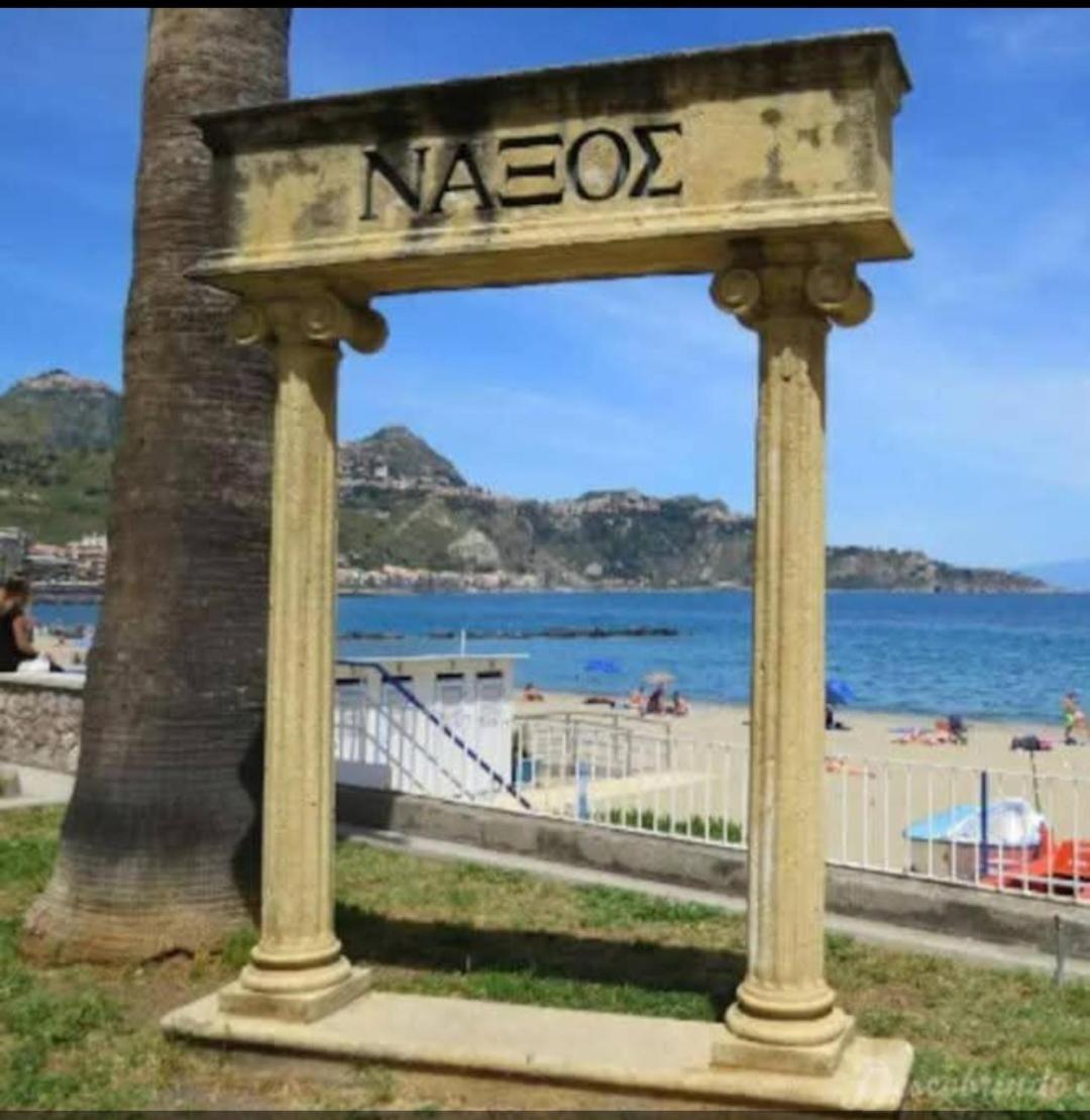 Arcadia Golden Bay Apartman Giardini-Naxos Kültér fotó